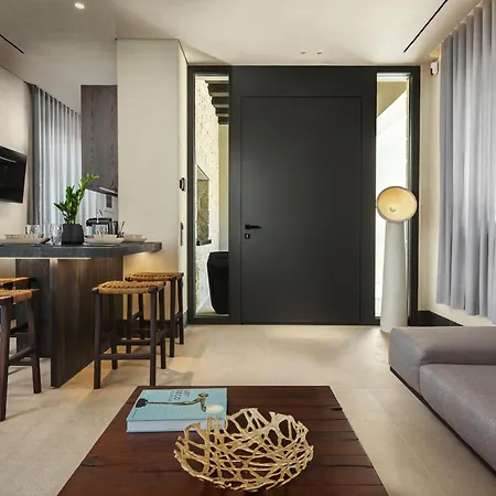 Omega Residences 아파트