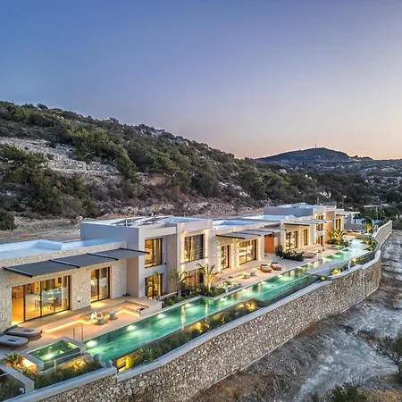 아파트 Omega Residences *