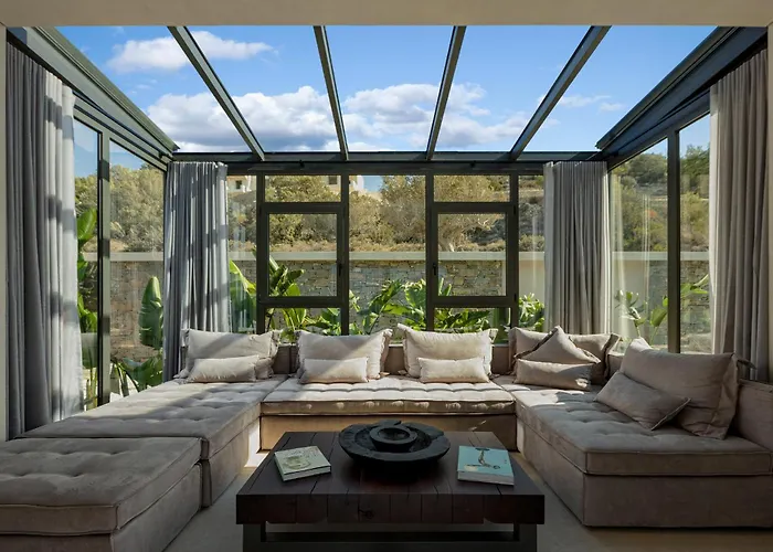 Omega Residences Apartman